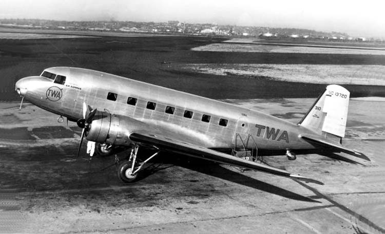 Картинки по запросу Самолет DC-2