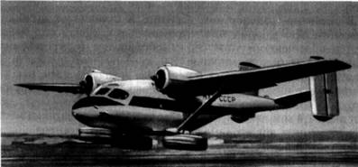 Взлетает самолет Ан-714