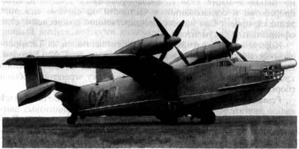 Самолет-амфибия Бе-12 'Чайка'