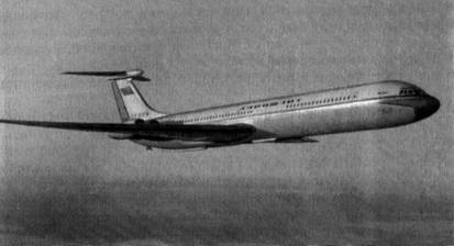 Дальний магистральный пассажирский самолет Ил-62