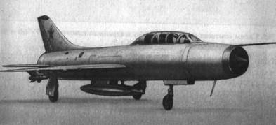 Опытный учебно-боевой самолет У-43