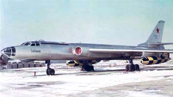 http://www.airwar.ru/image/i/bomber/tu16ksr-i.jpg