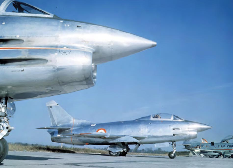 http://www.airwar.ru/image/idop/attack/g91r1/g91r1-13.jpg