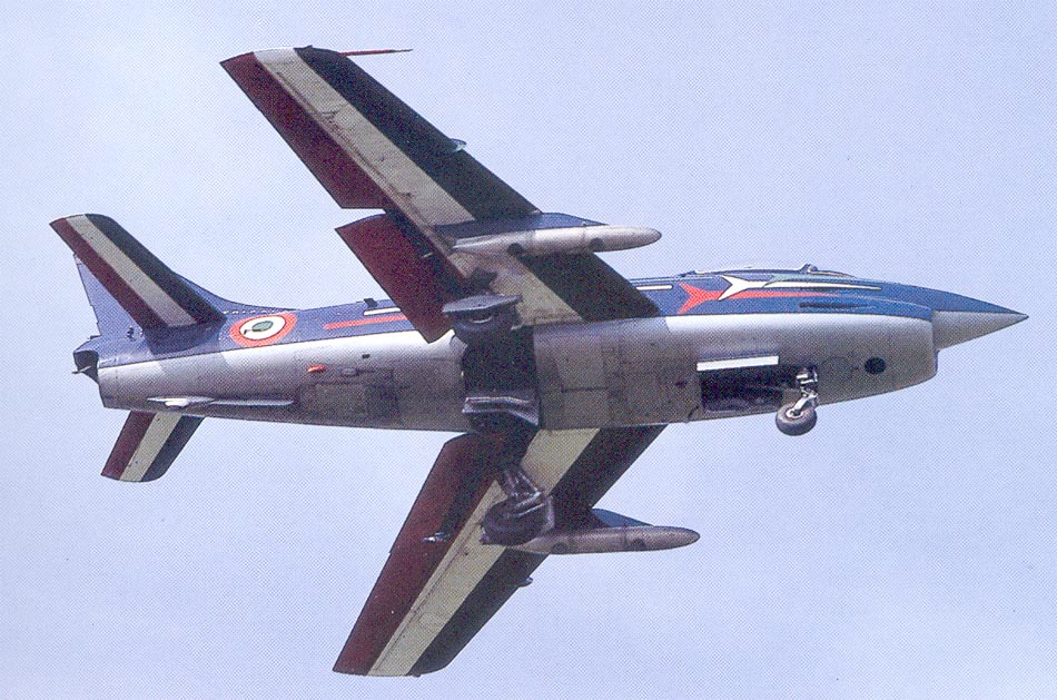 http://www.airwar.ru/image/idop/attack/g91r1/g91r1-9.jpg