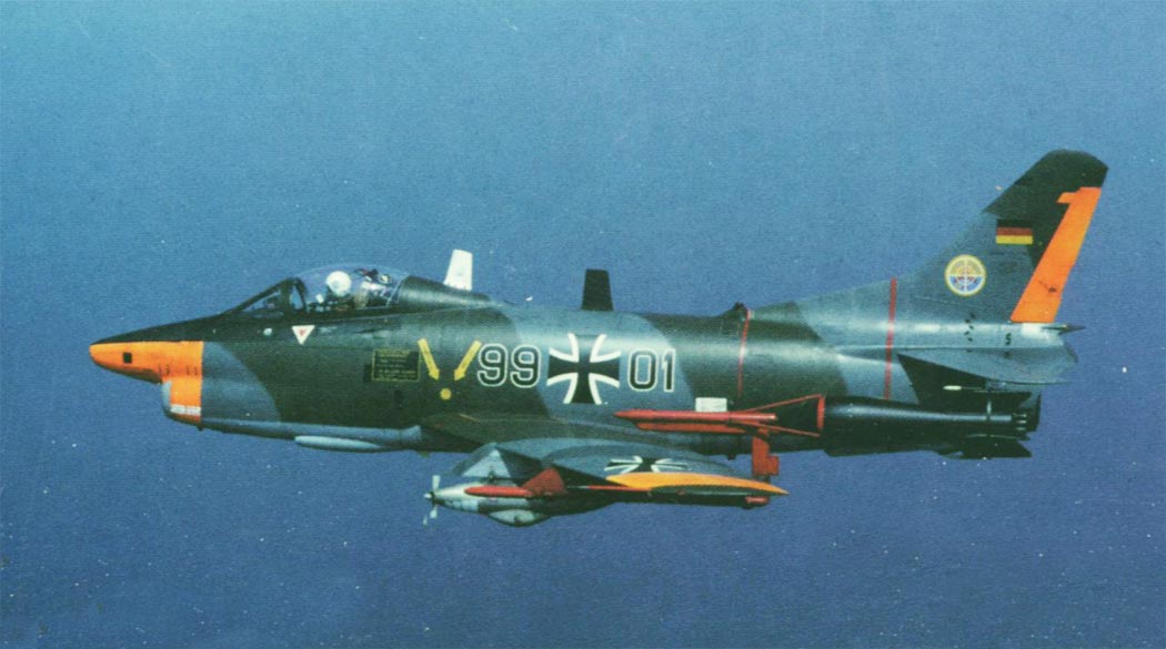 http://www.airwar.ru/image/idop/attack/g91r3/g91r3-1.jpg