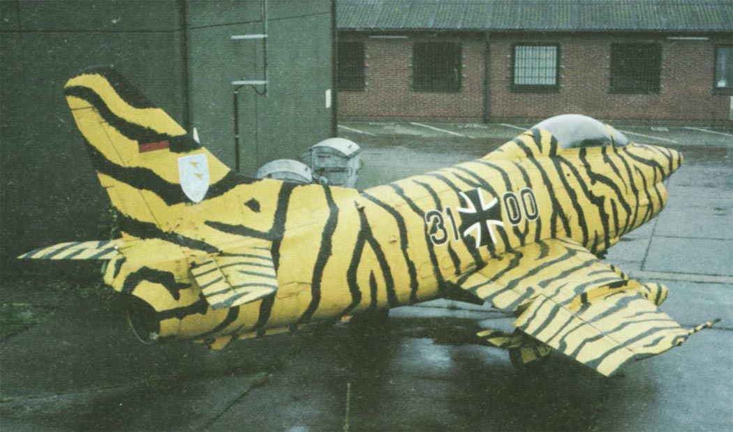 http://www.airwar.ru/image/idop/attack/g91r3/g91r3-6.jpg
