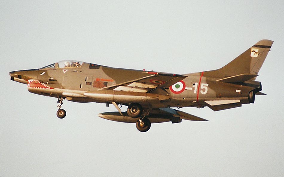 http://www.airwar.ru/image/idop/attack/g91y/g91y-2.jpg
