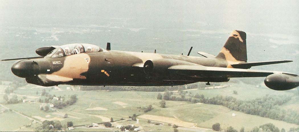 http://www.airwar.ru/image/idop/bomber/b57g/b57g-1.jpg