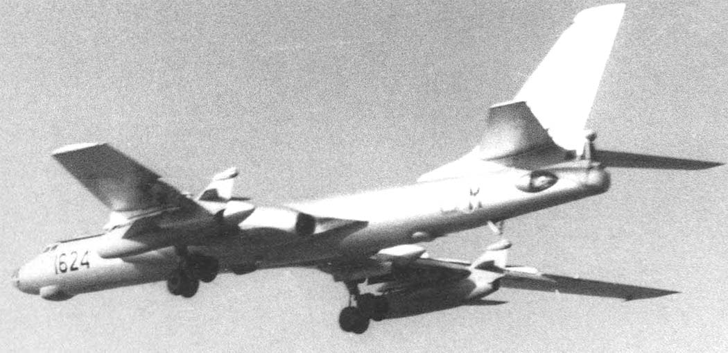 http://www.airwar.ru/image/idop/bomber/tu16ks/tu16ks-13.jpg