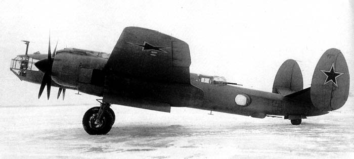 http://www.airwar.ru/image/idop/bomber/tu8/tu8-1.jpg