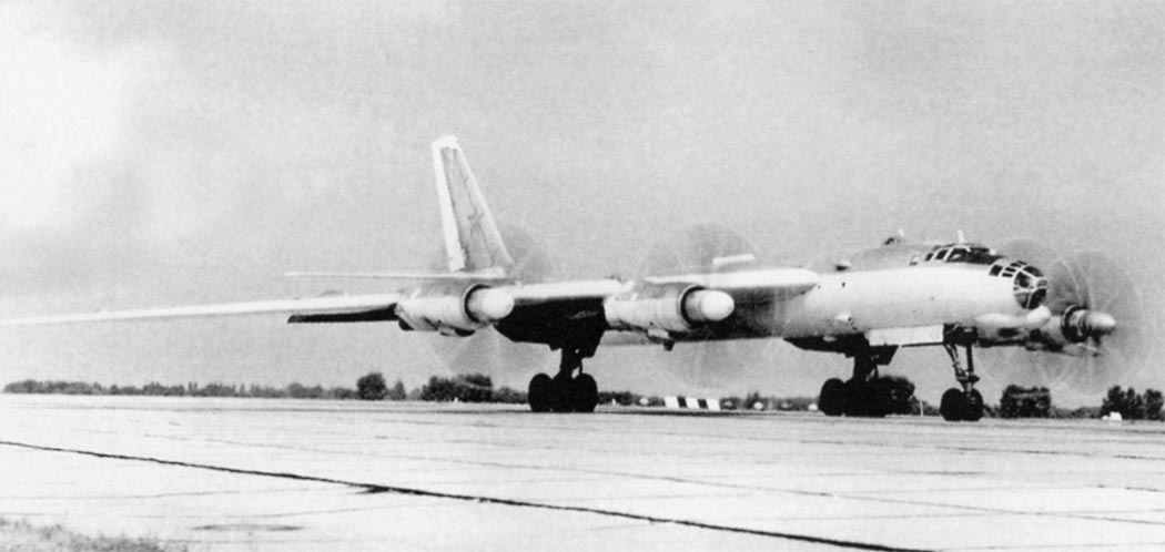 http://www.airwar.ru/image/idop/bomber/tu95a/tu95a-1.jpg