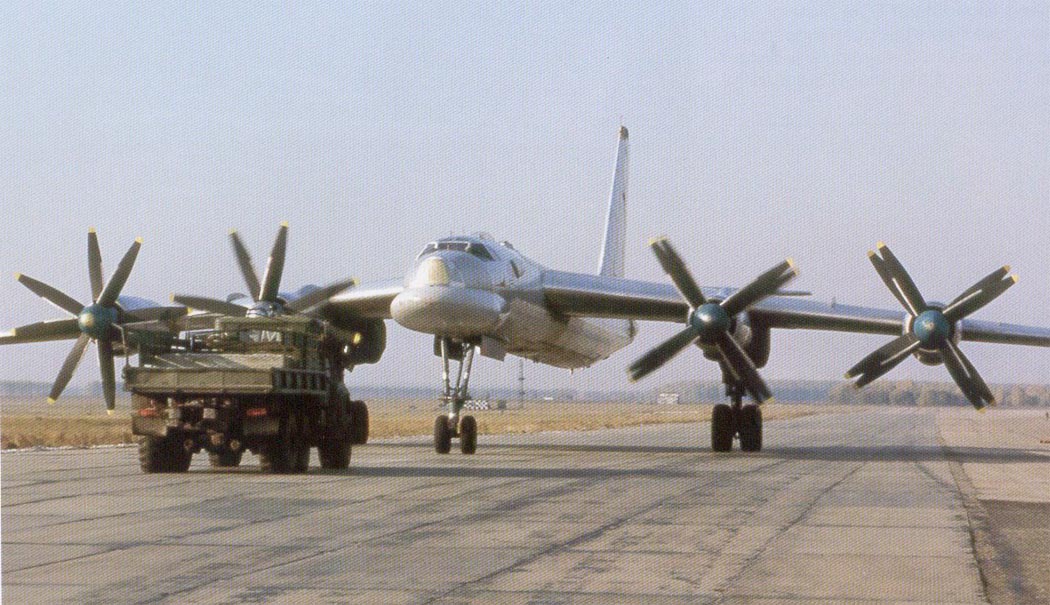 http://www.airwar.ru/image/idop/bomber/tu95k/tu95k-14.jpg