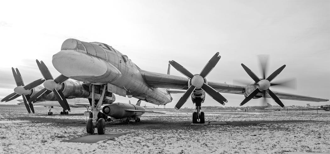 http://www.airwar.ru/image/idop/bomber/tu95k/tu95k-15.jpg