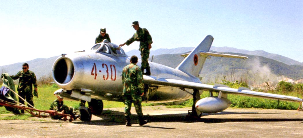 http://www.airwar.ru/image/idop/fighter/j5/j5-9.jpg