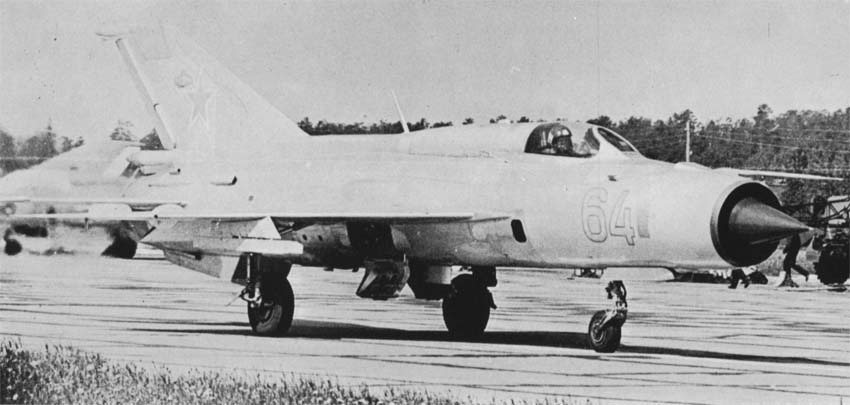 http://www.airwar.ru/image/idop/fighter/mig21fl/mig21fl-10.jpg
