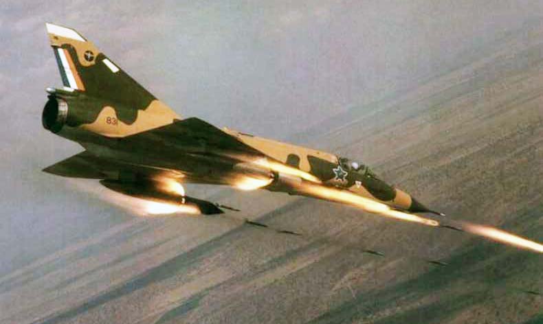 http://www.airwar.ru/image/idop/fighter/mirage3e/mirage3e-2.jpg