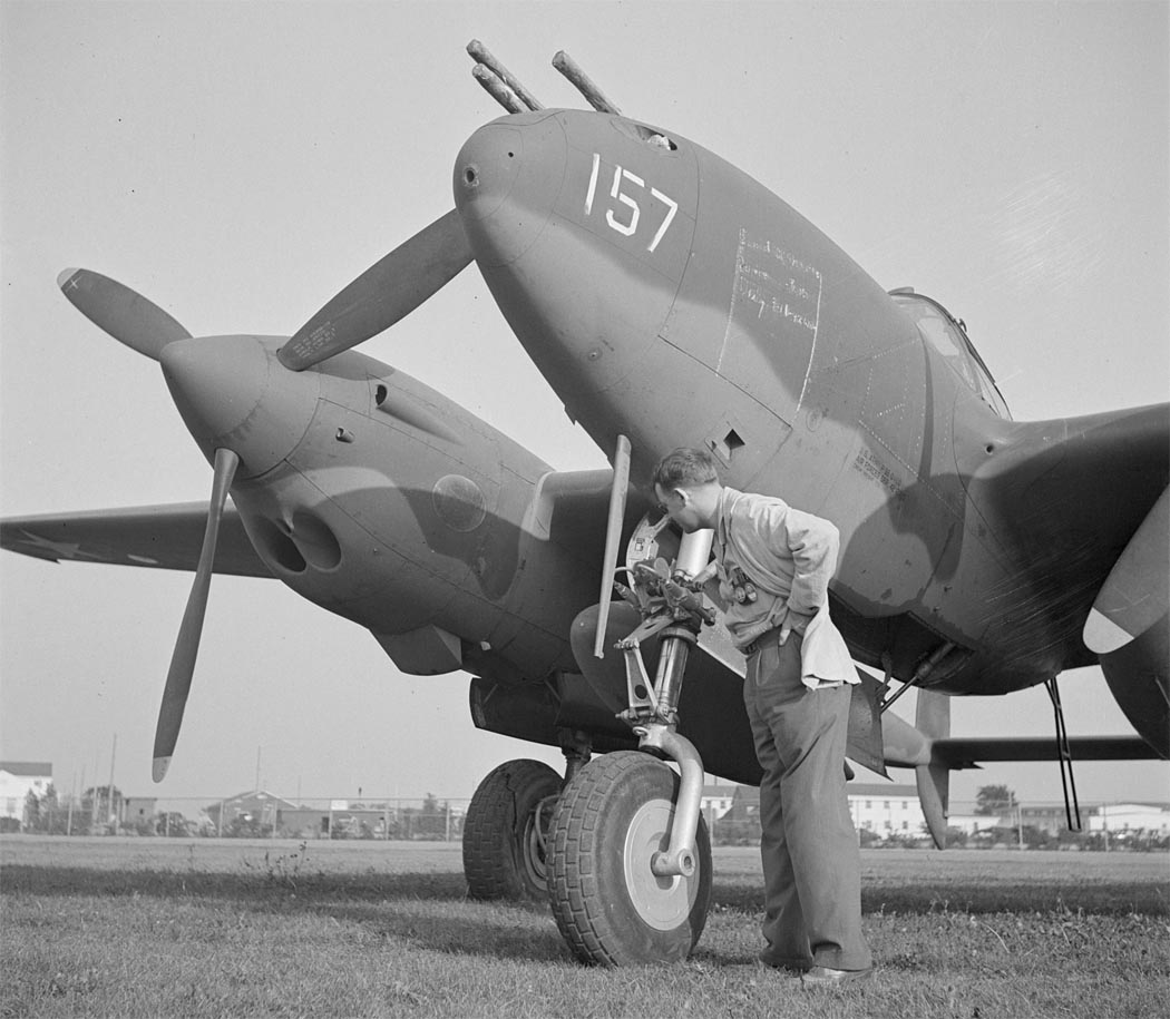 http://www.airwar.ru/image/idop/fww2/p38g/p38g-6.jpg