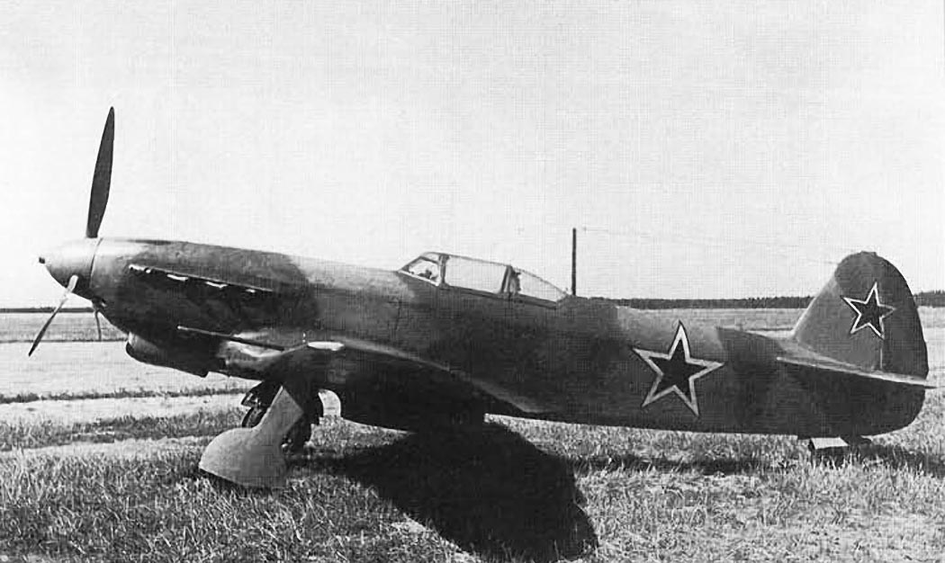 http://www.airwar.ru/image/idop/fww2/yak9m/yak9m-2.jpg